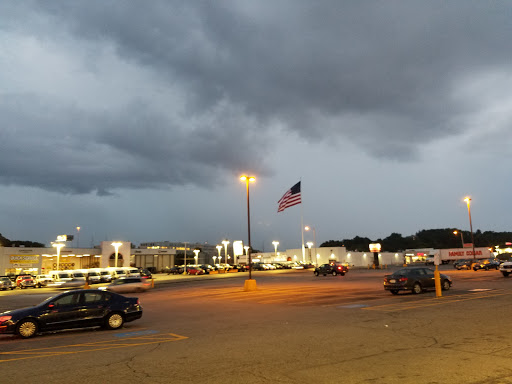 Liquor Store «Austin Liquors», reviews and photos, 117 Gold Star Blvd, Worcester, MA 01606, USA