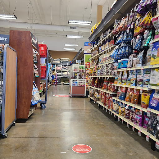 Pet Supply Store «PetSmart», reviews and photos, 13720 Riverside Dr, Sherman Oaks, CA 91423, USA