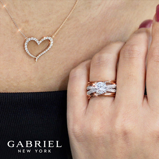 Jewelry Store «SVS Fine Jewelry», reviews and photos, 3323 Long Beach Rd, Oceanside, NY 11572, USA