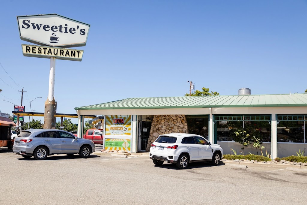 Sweetie's Cafe & Catering 96001