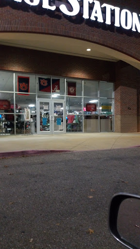Shoe Store «Shoe Station», reviews and photos, 8041 Eastchase Pkwy, Montgomery, AL 36117, USA