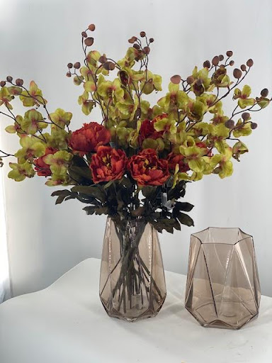 Quality Wholesale Florist Supply, 7074 NW 50th St, Miami, FL 33166, USA, 