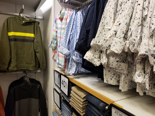 Clothing Store «Gap Outlet», reviews and photos, 7000 Arundel Mills Cir, Hanover, MD 21076, USA