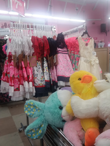 Discount Store «Fallas Paredes Discount Stores», reviews and photos, 4774 Whittier Blvd, Los Angeles, CA 90022, USA