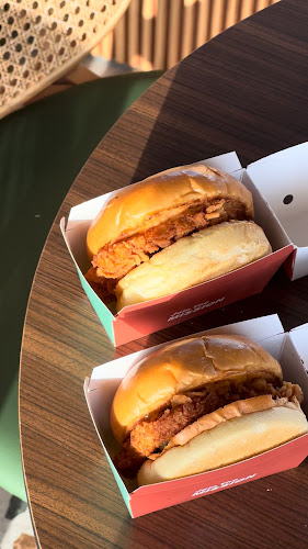 Opinii despre Mission Burger în جدة - مطعم