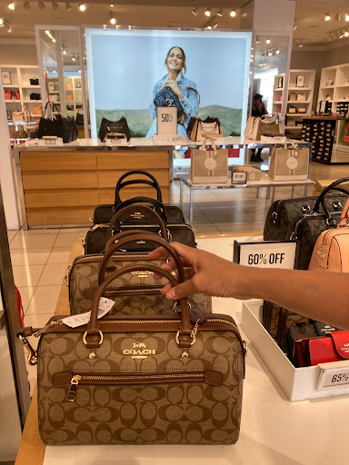 Store «Coach», reviews and photos, 8375 Arroyo Cir A059, Gilroy, CA 95020, USA