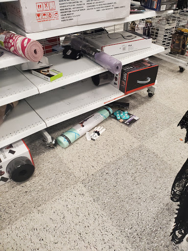 Clothing Store «Ross Dress for Less», reviews and photos, 11840 W 95th St, Overland Park, KS 66214, USA