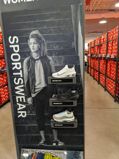 Clothing Store «Nike Factory Store», reviews and photos, 10801 Corkscrew Rd D-177, Estero, FL 33928, USA