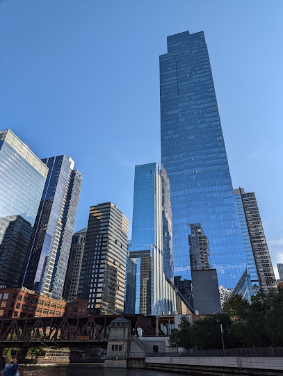 Architecture River Cruise from Navy Pier: Skip The Line