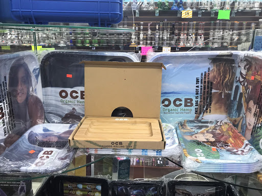 Tobacco Shop «Campus Smoke Shop», reviews and photos, 1525 W Tennessee St, Tallahassee, FL 32304, USA