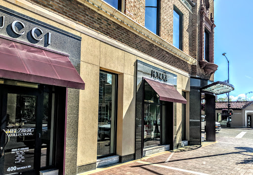 Jewelry Store «Helzberg Diamonds», reviews and photos, 400 Nichols Rd, Kansas City, MO 64112, USA