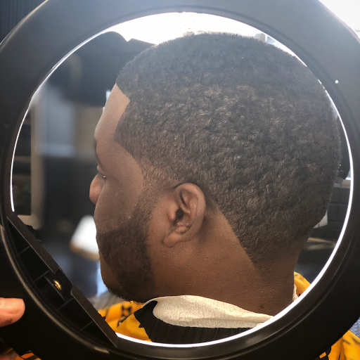 Barber Shop «Black Diamonds Barber Shop», reviews and photos, 3983 7th Street Rd, Louisville, KY 40216, USA