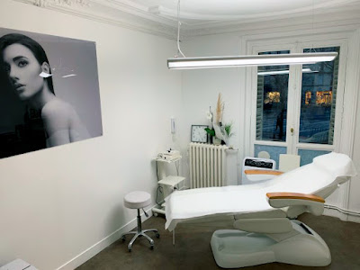 Docteur Soraya Benamor Koutsiouris Dermatologie à Paris