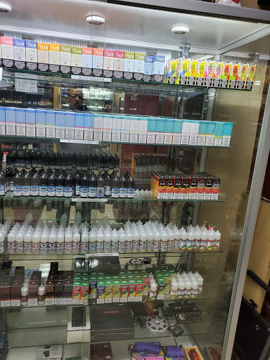 Tobacco Shop «PLYMOUTH CIGARS AND TOBACCO», reviews and photos, 16605 County Rd 24 #203, Plymouth, MN 55447, USA