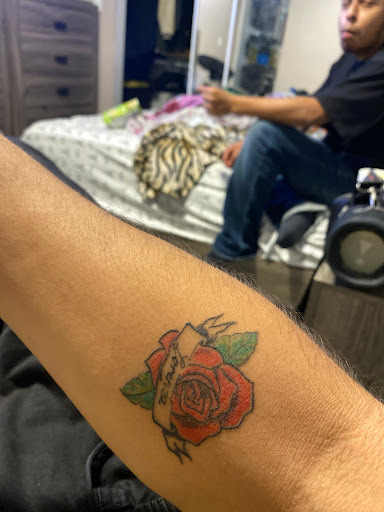 Tattoo Shop «Southgate Tattoos», reviews and photos, 3619 Tweedy Blvd, South Gate, CA 90280, USA