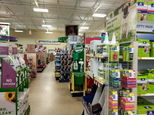 Pet Supply Store «PetSmart», reviews and photos, 208 Mariner Way, Biddeford, ME 04005, USA