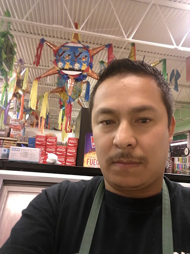 Grocery Store «Yuriria Supermarket», reviews and photos, 1830 Atlanta Hwy # A, Gainesville, GA 30504, USA