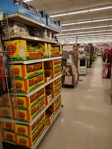 Pharmacy «Discount Drug Mart», reviews and photos, 1005 High St, Wadsworth, OH 44281, USA