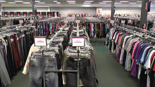Discount Store «Discount Fashion Warehouse Dublin», reviews and photos, 6599 Dublin Center Dr, Dublin, OH 43017, USA