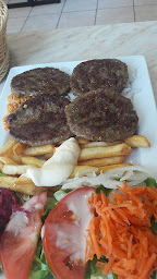 Photo n°36 de Stadium Kebab Decines à Décines-Charpieu ()