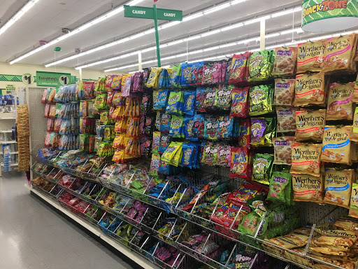 Dollar Store «Dollar Tree», reviews and photos, 2090 Olympic St, Springfield, OR 97477, USA