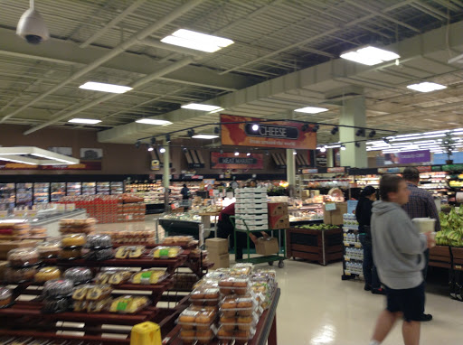 Grocery Store «ShopRite of West Hartford», reviews and photos, 46 Kane St, West Hartford, CT 06119, USA
