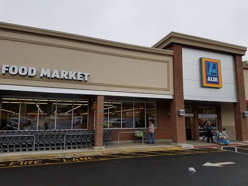 Supermarket «ALDI», reviews and photos, 156 S Liberty Dr, Stony Point, NY 10980, USA
