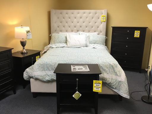 Furniture Store «Furniture Factory Outlet», reviews and photos, 1162 Gateway Loop, Springfield, OR 97477, USA