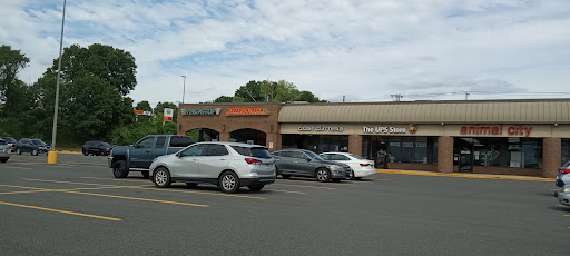 Shipping and Mailing Service «The UPS Store», reviews and photos, 35 Talcottville Rd #31, Vernon, CT 06066, USA