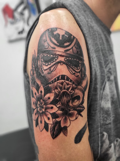 Explore thigh tattoo ideas woman, creative tattoo ideas in Lewiston, available at Walkins tattoos studio