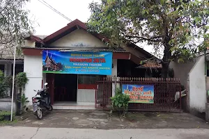 Rumah Makan Padang Harapan Jaya image