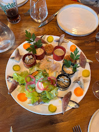 Plats et boissons du Restaurant de spécialités à base de poisson-pêcheur Le Goëland à Le Palais - n°3