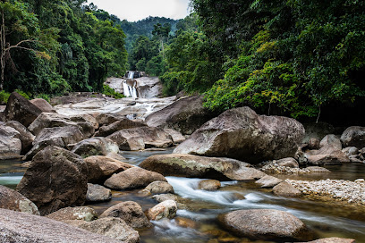 น้ำตกพรหมโลก Phrom Lok waterfall