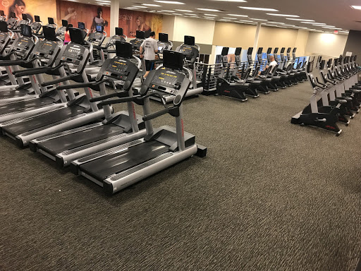 Gym «LA Fitness», reviews and photos, 1611 S Robert St, West St Paul, MN 55118, USA