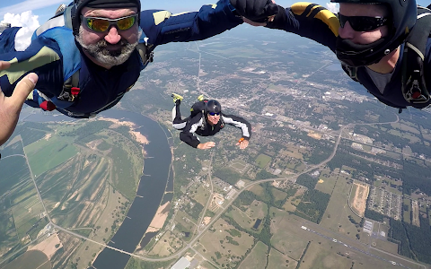 Paradise Valley Skydiving image
