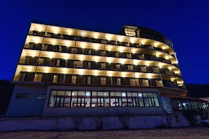 Lecadin Hotel image