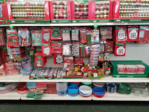 Dollar Store «Dollar Tree», reviews and photos, 1555 Farmersville Rd #201, Farmersville, CA 93223, USA