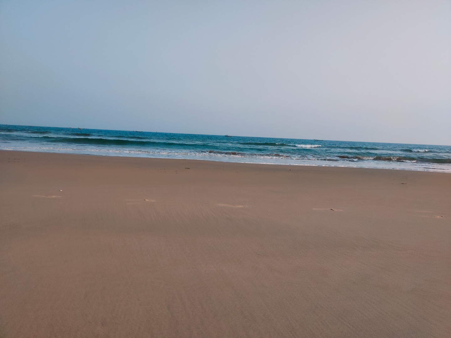 Zdjęcie Allivalasa Beach z poziomem czystości wysoki