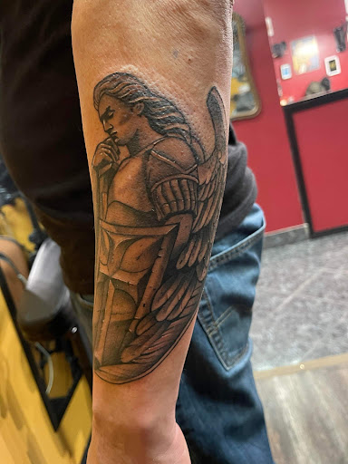 Explore tattoo ideas for belly button, creative tattoo ideas in Taylor, available at Babydolls Tattoos