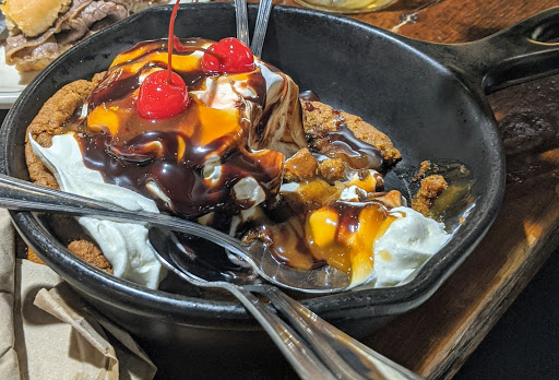 Brewpub «Crooked Pint Ale House», reviews and photos, 3210 Chaska Blvd, Chaska, MN 55318, USA