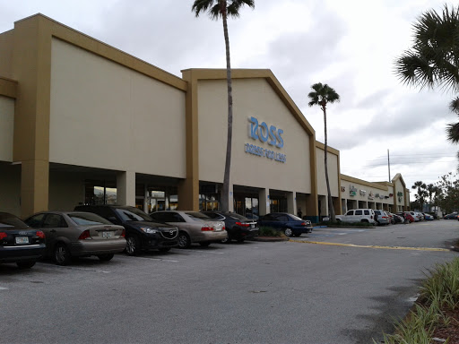 Clothing Store «Ross Dress for Less», reviews and photos, 8464 W Hillsborough Ave, Tampa, FL 33615, USA
