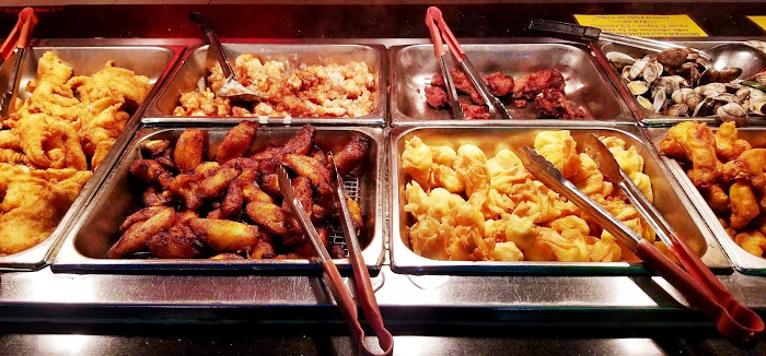 Restaurant near TownePlace Suites by Marriott Fayetteville Cross Creek