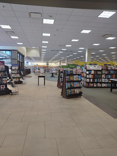Book Store «Barnes & Noble», reviews and photos, 3625 Grand Ave, Chino Hills, CA 91709, USA