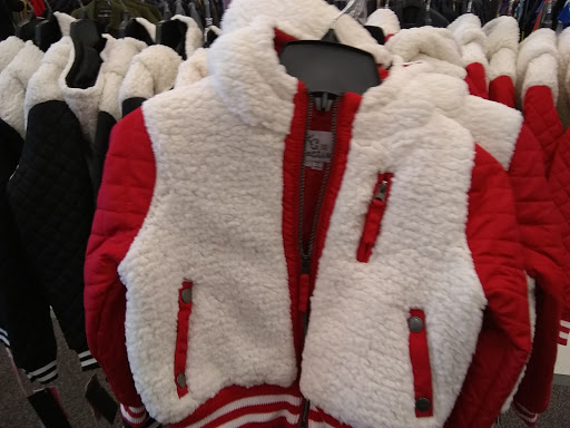 Thrift Store «Deseret Industries», reviews and photos