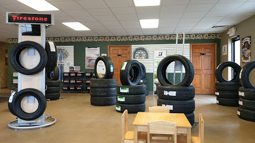 Auto Repair Shop «Tire Tracks USA», reviews and photos, 3955 Turner Ave, Plano, IL 60545, USA