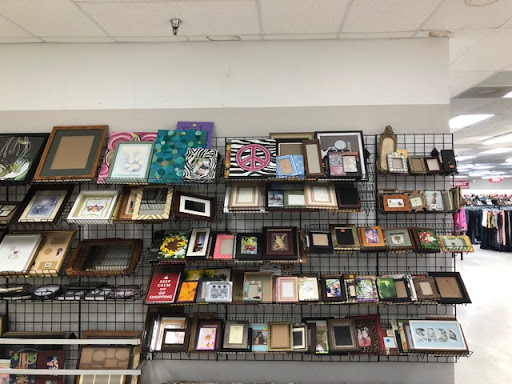Thrift Store «Texas Thrift Store», reviews and photos, 1105 W Pipeline Rd, Hurst, TX 76053, USA