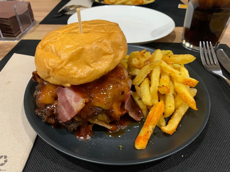 Saborea Food & Drink