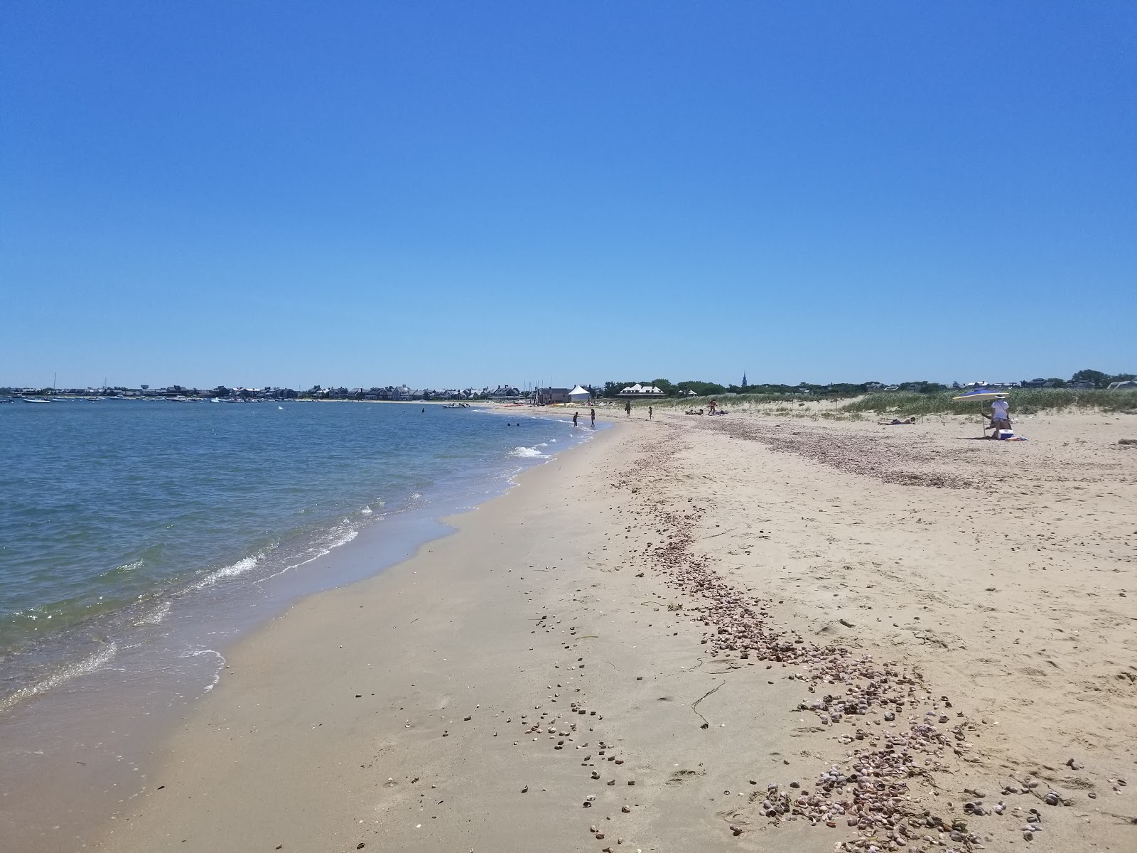 Photo de Jetties Beach avec l'eau turquoise de surface
