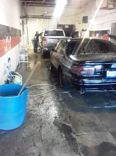 3rd Dogg Detailing Wash And Wax en River Rouge