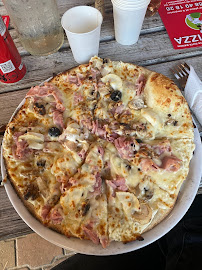 Plats et boissons du Pizzeria Zaz'Pizza à Moliets-et-Maa - n°6